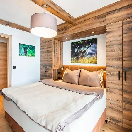 Golden Lodges Rauris Resort Near The Ski Lift Rauris